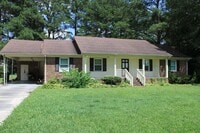 Building Photo - 2218 Arbor Rd N