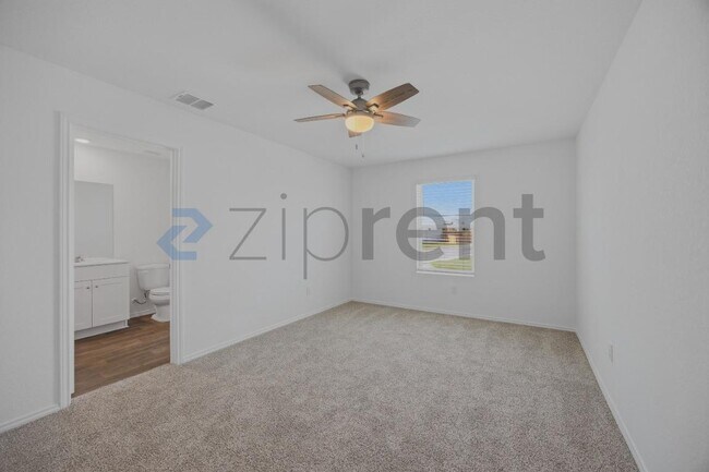 Building Photo - 5106 Blind Shot