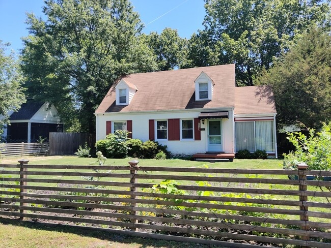 Primary Photo - 3 bedroom home with a detached garage