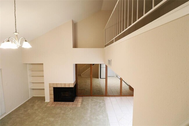 Building Photo - 14777 Wunderlich Dr