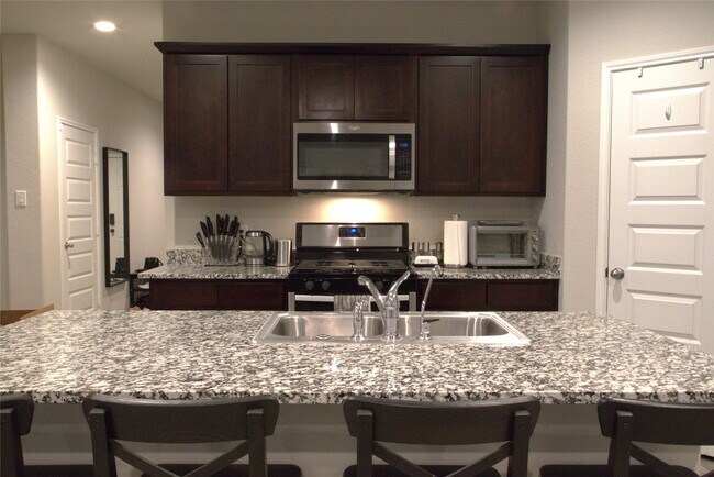 Building Photo - 1719 Chase Anchor Ct