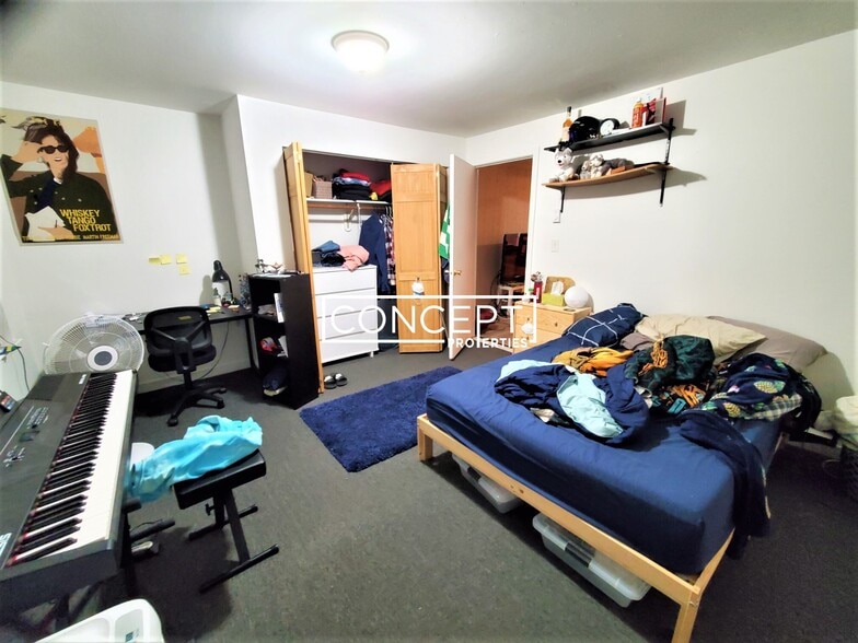 Building Photo - 774 Columbus Ave