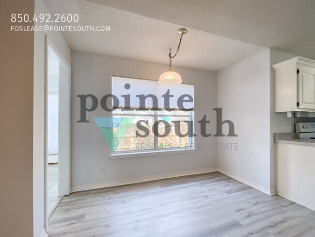 Building Photo - 5917 N Bay Point Dr