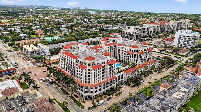 Building Photo - 200 E Palmetto Park Rd