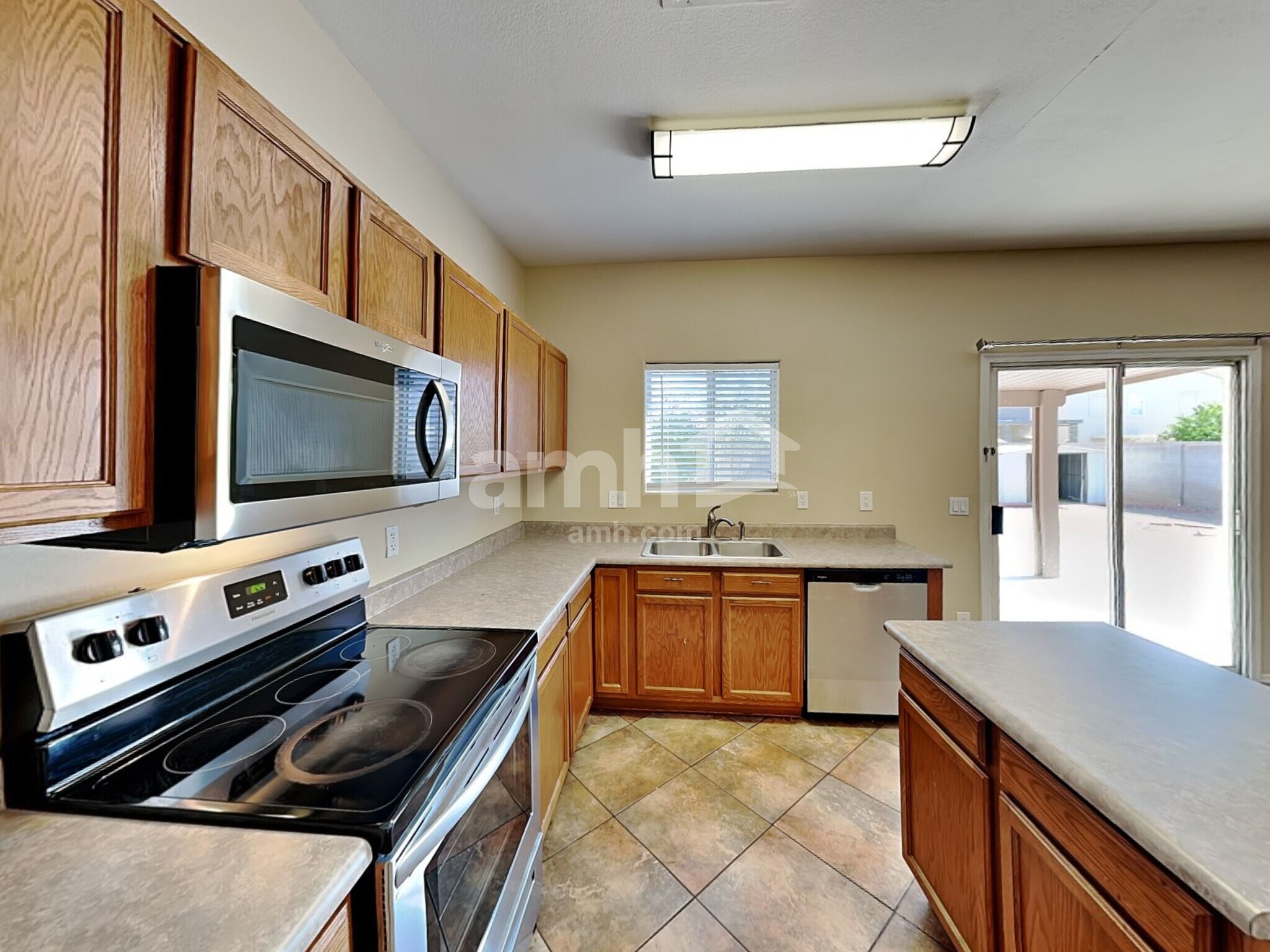 Building Photo - 13240 W Watson Ln