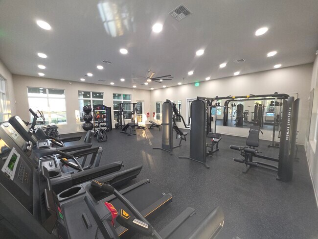 Building Photo - 339 Barebow Ln