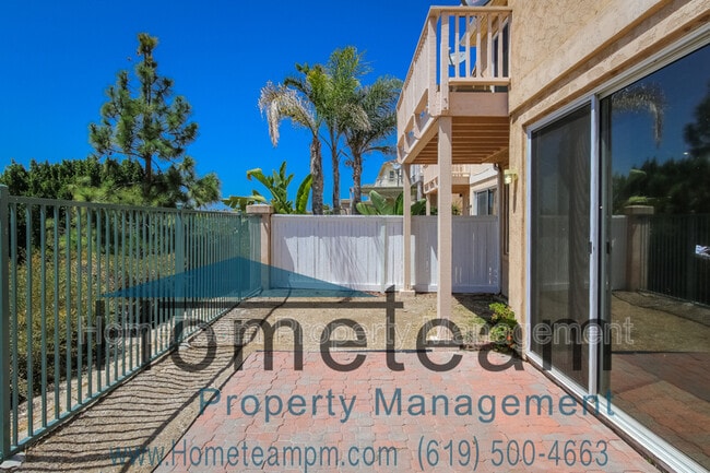 Building Photo - 1222 La Vida Ct