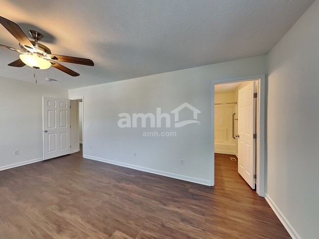 Building Photo - 485 Pewter Hill Ct