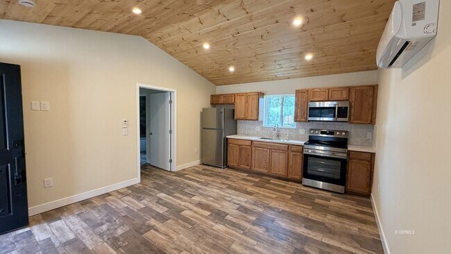 Building Photo - 54317 Pine Crest Ave