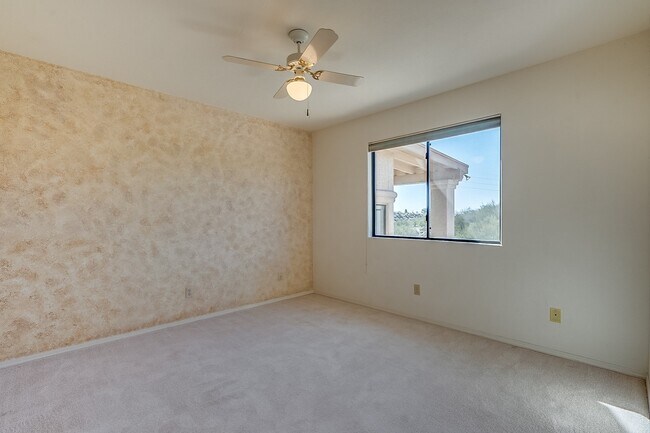 Building Photo - 5631 N Paseo Otono