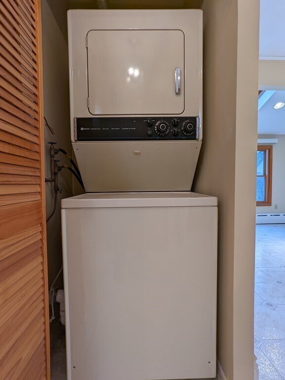 Building Photo - 131 Summer St