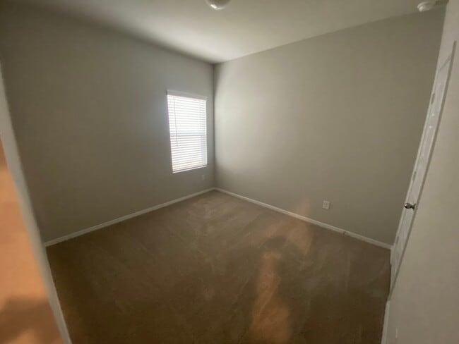 Building Photo - Brand New 3 Bed, 2 Bath in Maxwell!