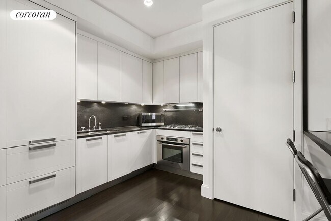 Building Photo - 416 Washington St