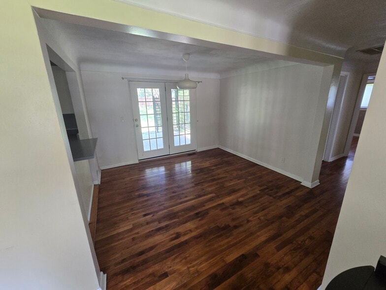 Building Photo - 4284 Marette Dr