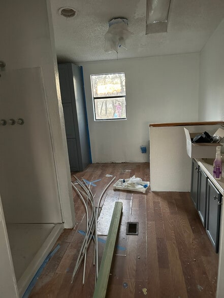 Building Photo - 330 Partridge Dr