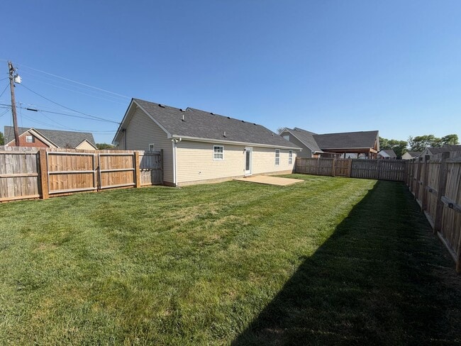 Building Photo - BEAUTIFUL HOME!!!