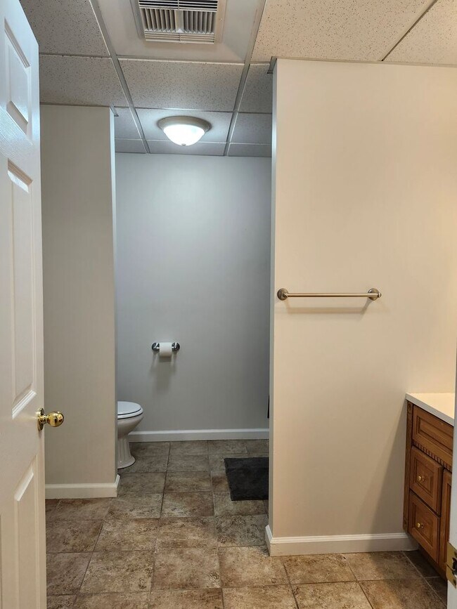 Building Photo - Spacious 3 bedroom 2 bath home in Chickamauga, GA