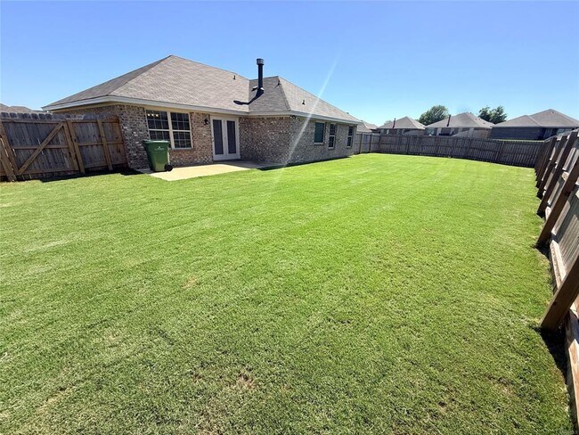 Building Photo - 6108 Ridgeside Boulevard