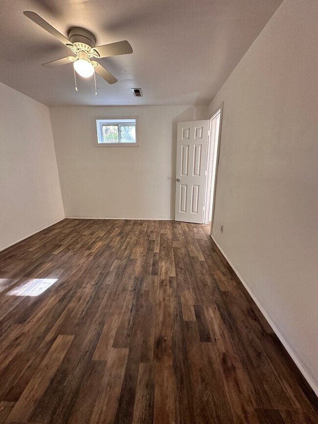 Building Photo - Exclusively Offered by Muse Realty Rentals...