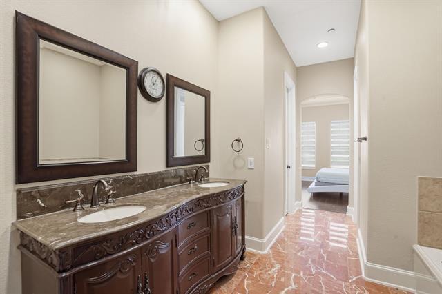 Building Photo - 6736 Marbella