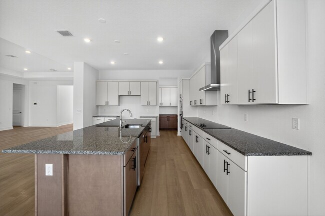 Building Photo - 8210 Golden Bch Ct