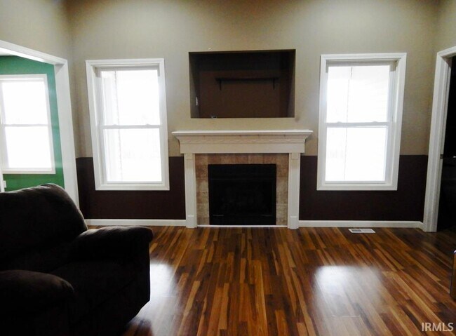 Building Photo - 4433 Candlewick Ln