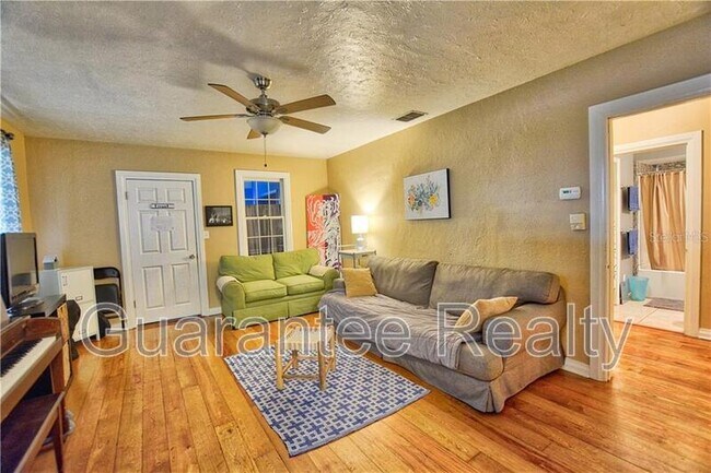 Building Photo - 119 N Longfellow Blvd