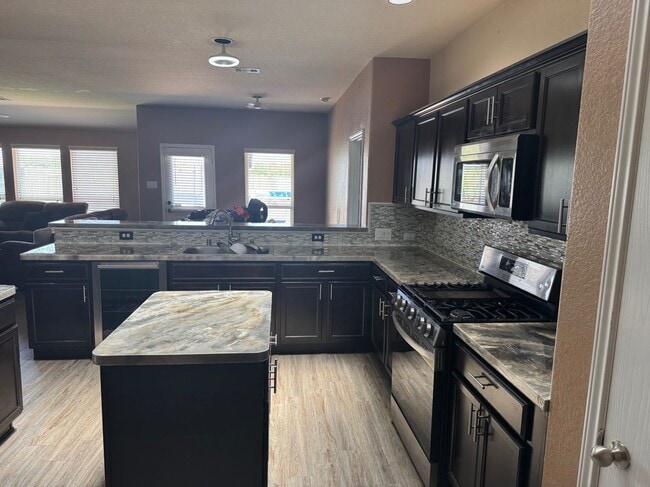 Building Photo - 3022 Cambridge Meadows Ln