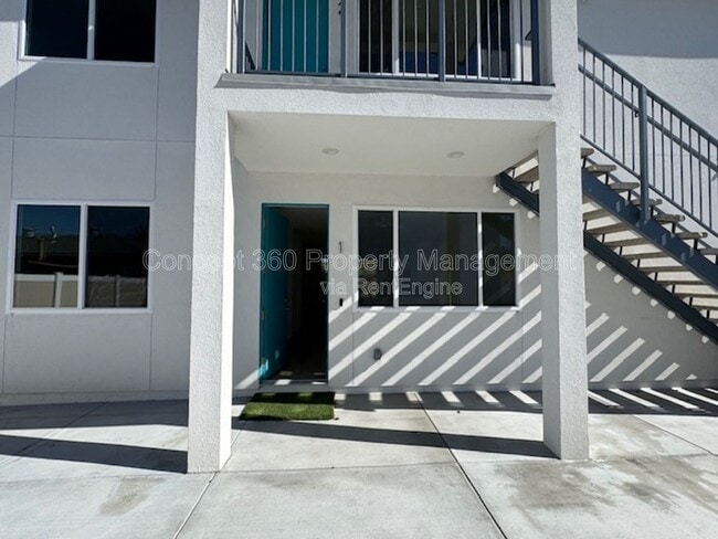 Building Photo - 6170 Briercrest Ave