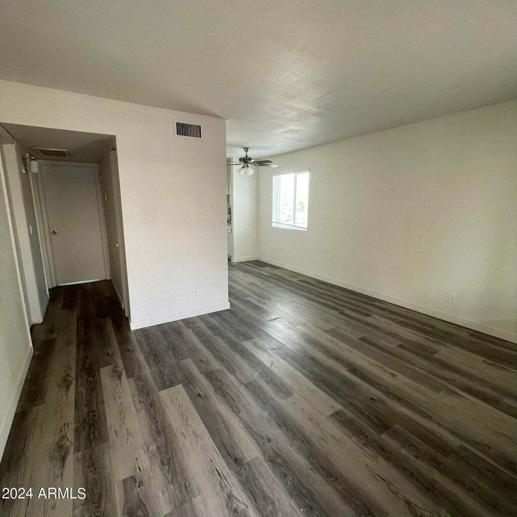 Building Photo - 6641 W Ocotillo Rd