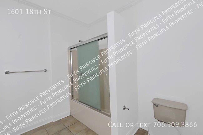 Building Photo - 1601 18th St