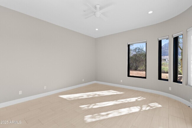 Building Photo - 26049 N 104th Pl