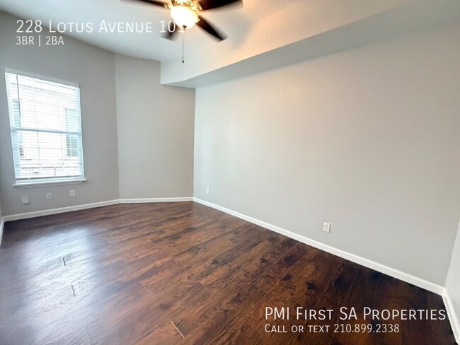 Building Photo - 228 Lotus Ave