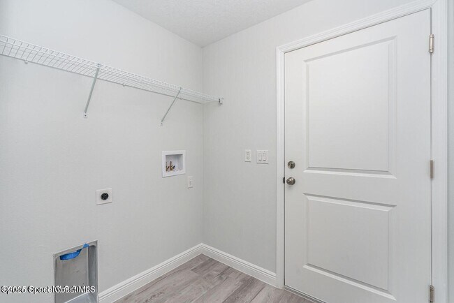 Building Photo - 2128 Arnold Palmer Dr