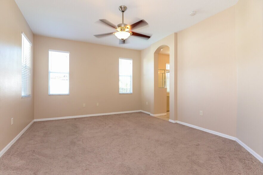 Building Photo - 4551 Mapletree Loop