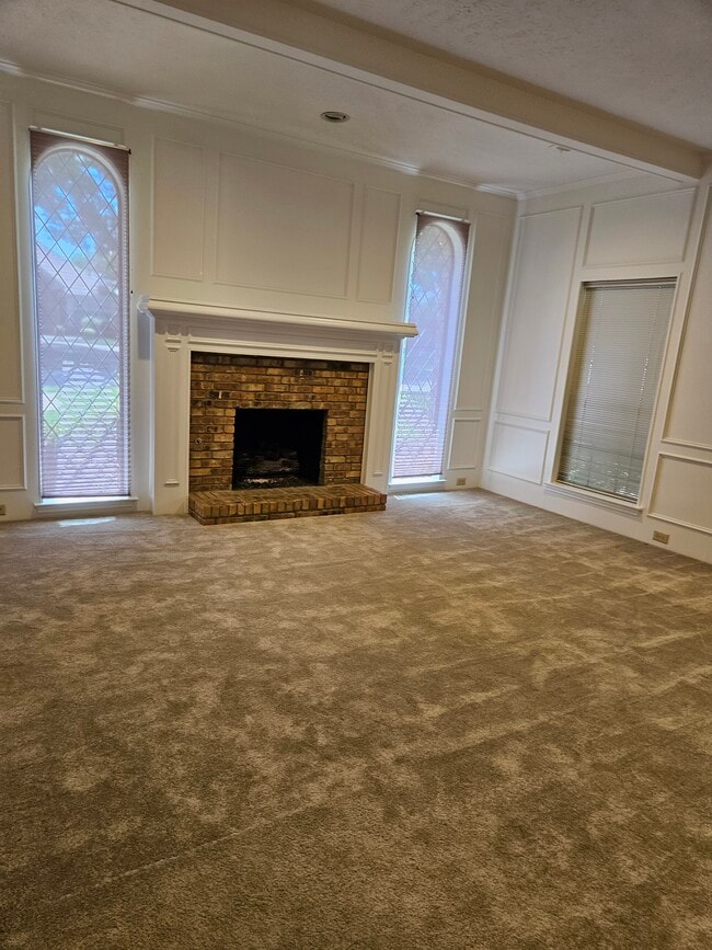 Building Photo - 3913 Davis Cir
