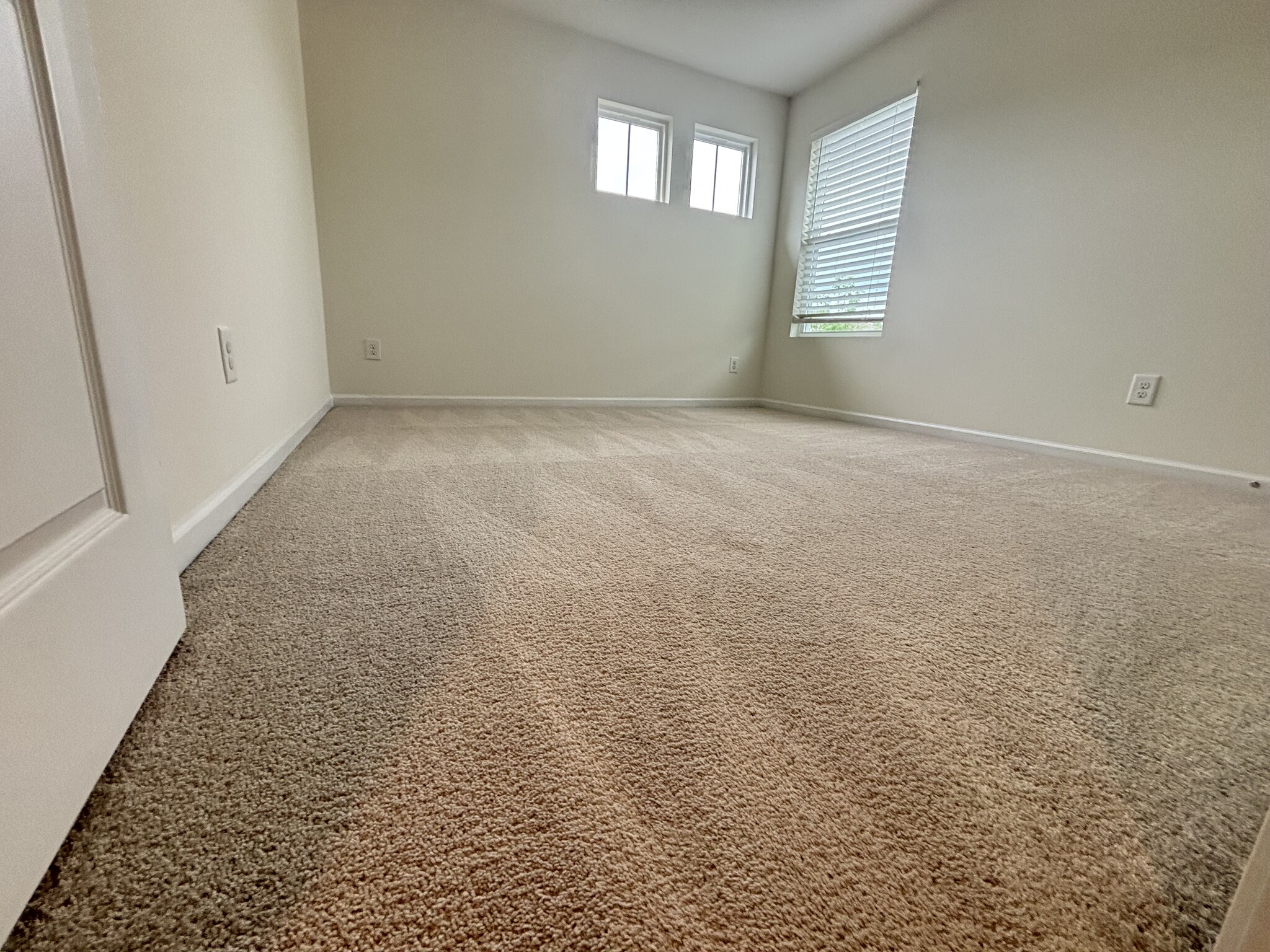 Building Photo - 3411 Antler View Dr