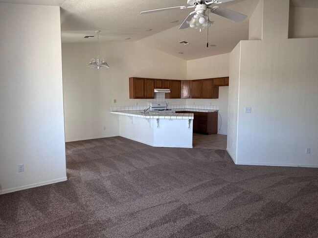 Building Photo - 2 BR 2Ba Home with YARD, Garage, close to Hwy 95 Fort Mohave