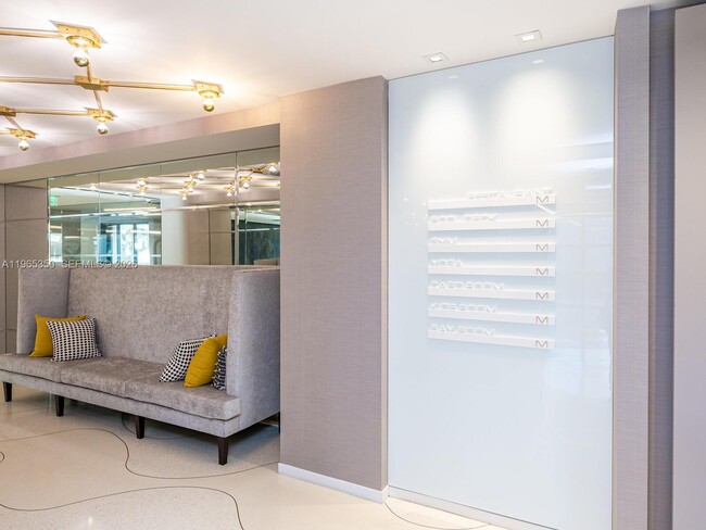 Building Photo - 9 Island Ave