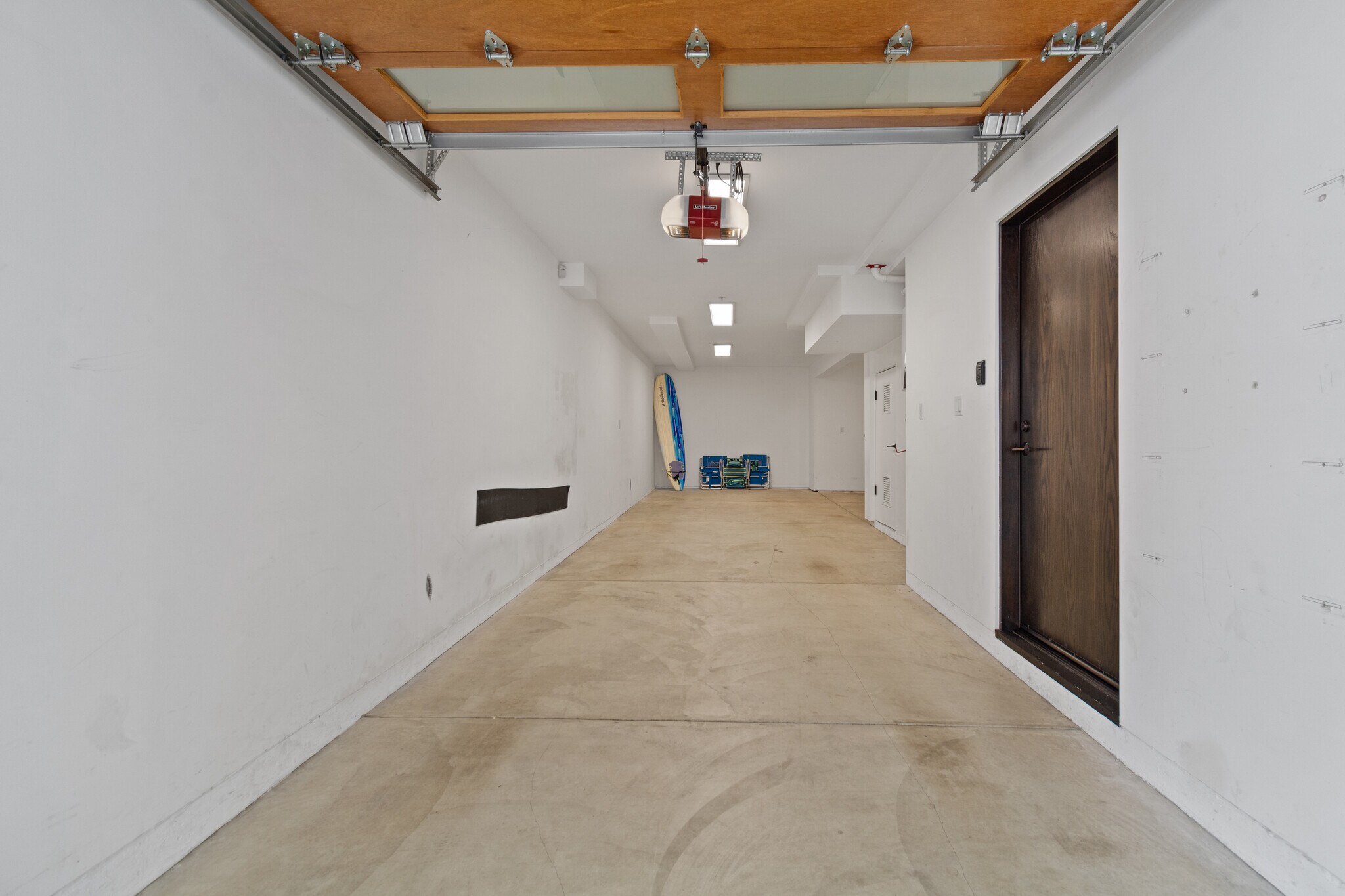 Building Photo - 802 Bard St