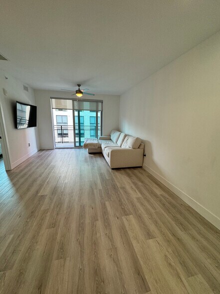 Building Photo - 47 NW 30th St