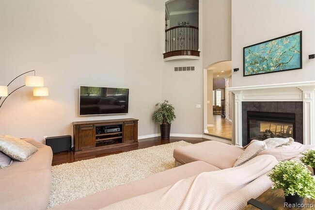 Building Photo - 4906 Stonehenge Dr