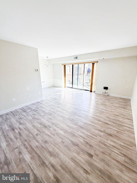 Building Photo - 7618 Savannah St