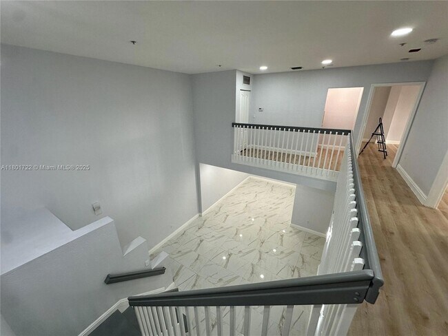 Building Photo - 17425 NW 75th Pl