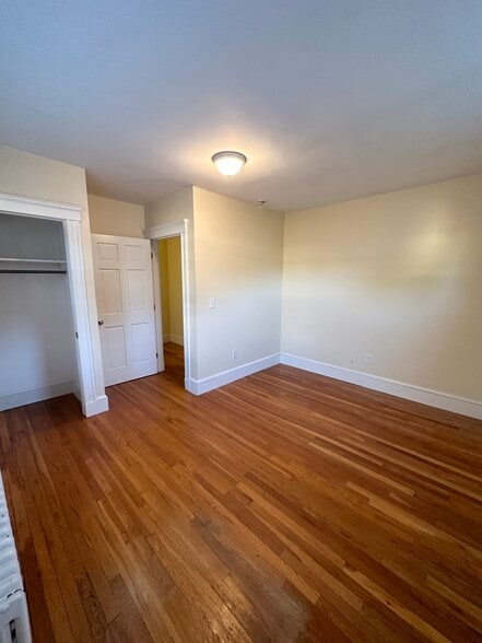 Building Photo - 7 Stedman St