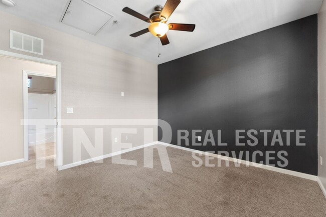 Building Photo - 6550 Hearthstone Cir