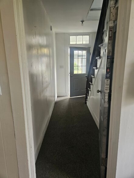 Building Photo - 6 Park St