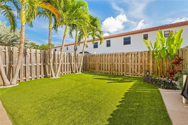 Building Photo - 17619 SW 153rd Path