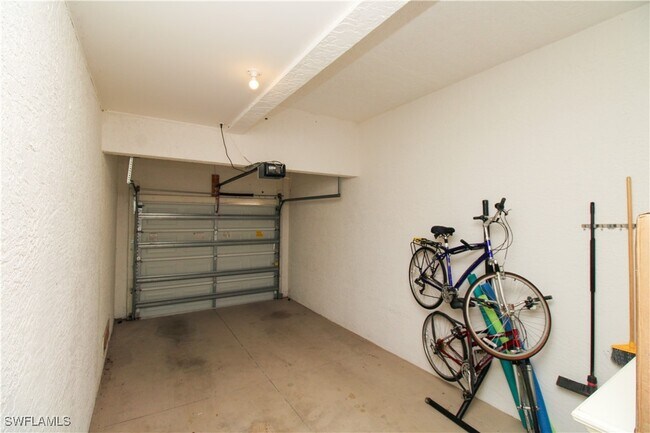 Building Photo - 26956 Montego Pointe Ct