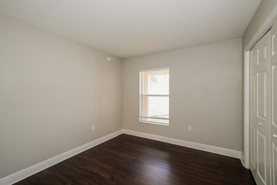 Building Photo - 5062 Belmont Park Ln